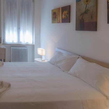 "Casa Giuliari" In Borgo Roma Vicino Policlinico Univr Fiera Apartment Verona Luaran gambar