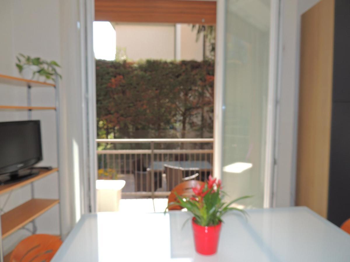 "Casa Giuliari" In Borgo Roma Vicino Policlinico Univr Fiera Apartment Verona Luaran gambar