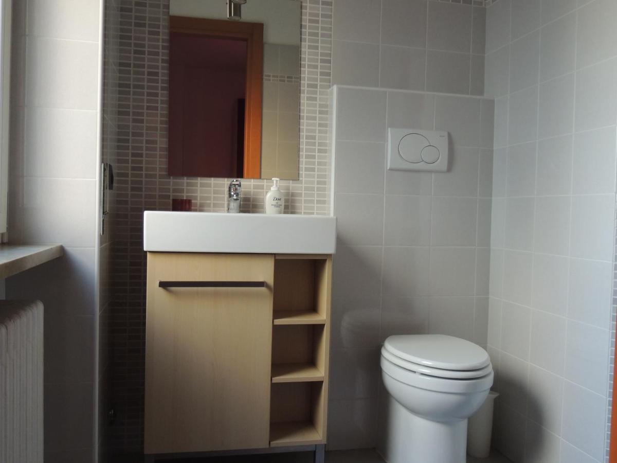 "Casa Giuliari" In Borgo Roma Vicino Policlinico Univr Fiera Apartment Verona Luaran gambar