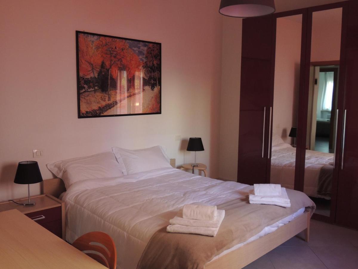 "Casa Giuliari" In Borgo Roma Vicino Policlinico Univr Fiera Apartment Verona Luaran gambar