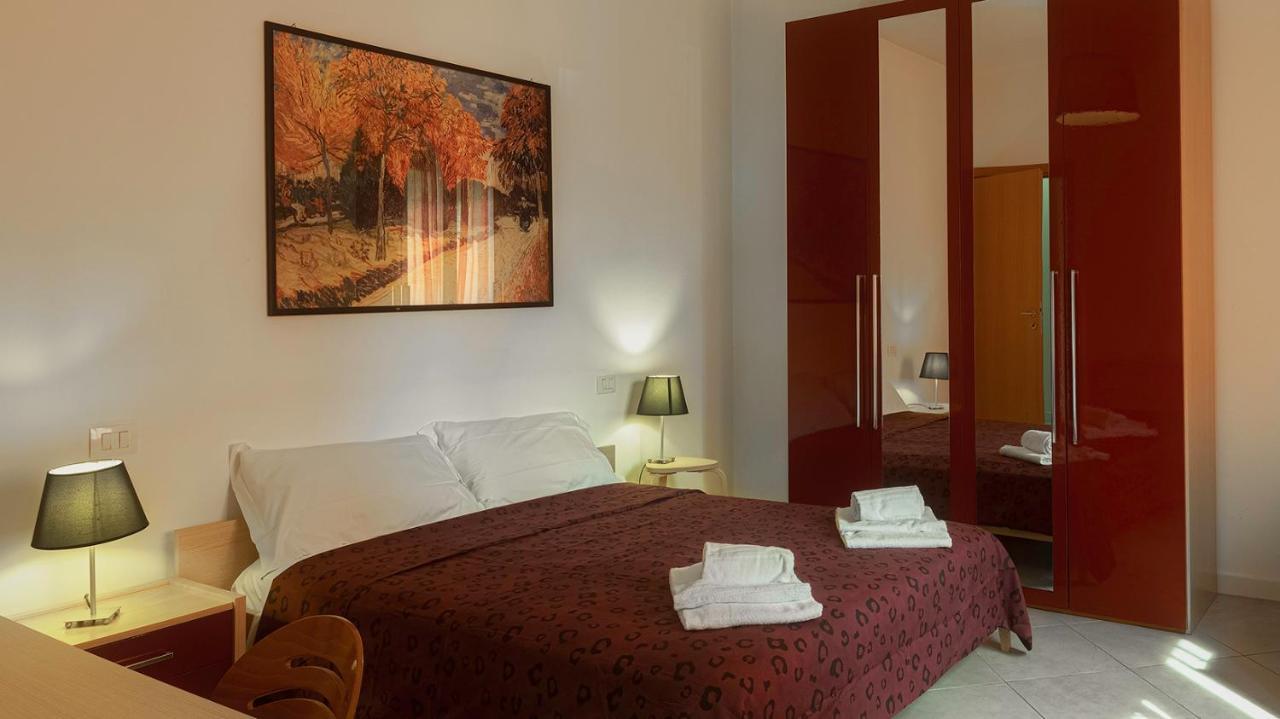"Casa Giuliari" In Borgo Roma Vicino Policlinico Univr Fiera Apartment Verona Luaran gambar